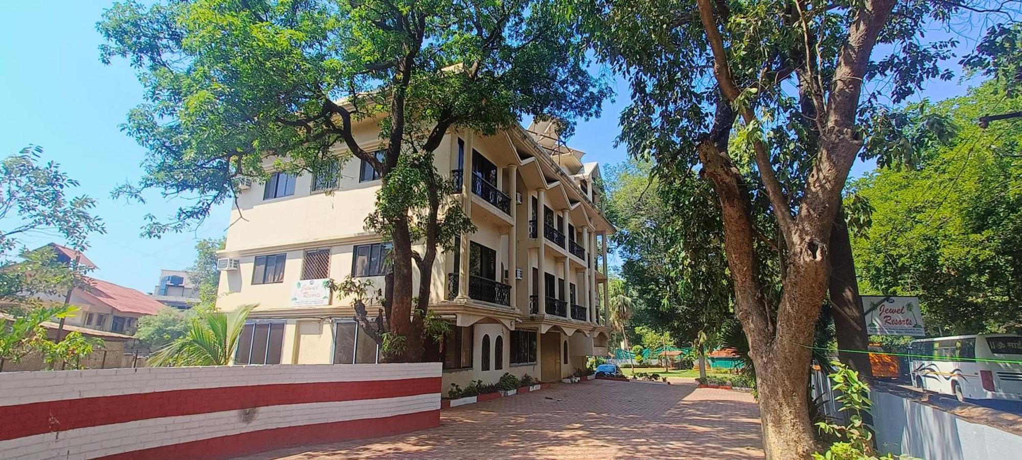 Jewel Resort Lonavala Ngoại thất bức ảnh